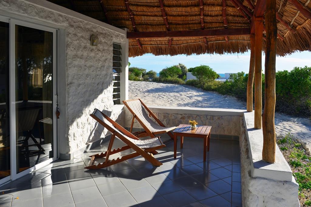 Salary Bay Hotell Tsifota Exteriör bild