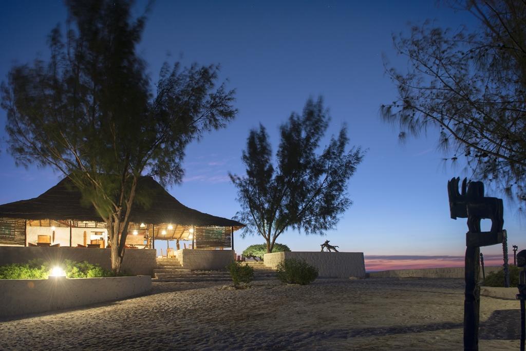 Salary Bay Hotell Tsifota Exteriör bild