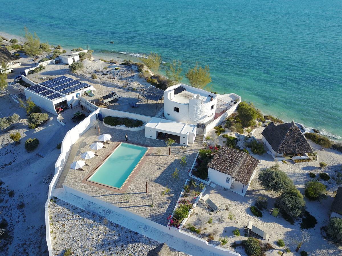 Salary Bay Hotell Tsifota Exteriör bild